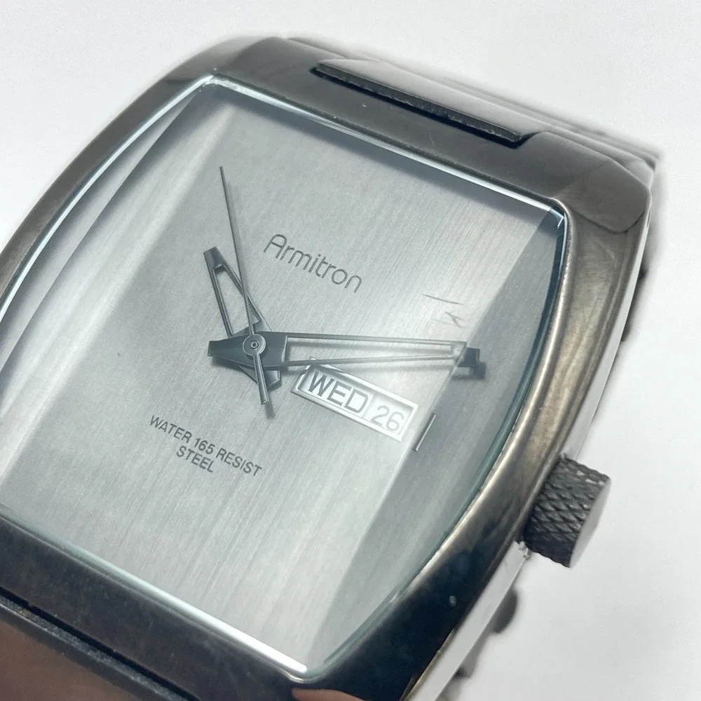 Armitron Mens Watch 39mm Gunmetal Grey Day Date Minimal 50M New Battery 7.75